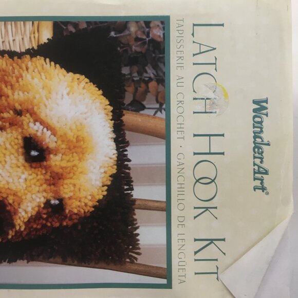 Latching Hook Kit Caron Wonderart Puppy Love 4670 Labrador Retriever Dog 12" x12 - Picture 10 of 11